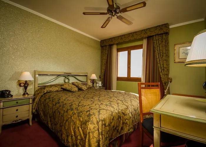 Hotel Boutique La Madrugada 3*